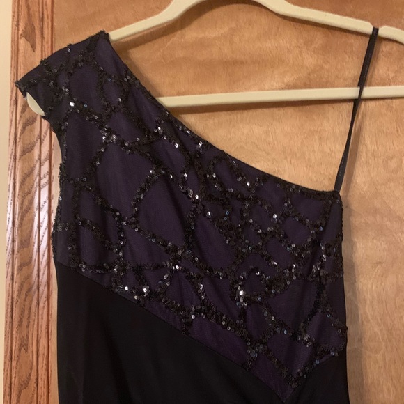 Formal Evening Gown - Picture 3 of 4